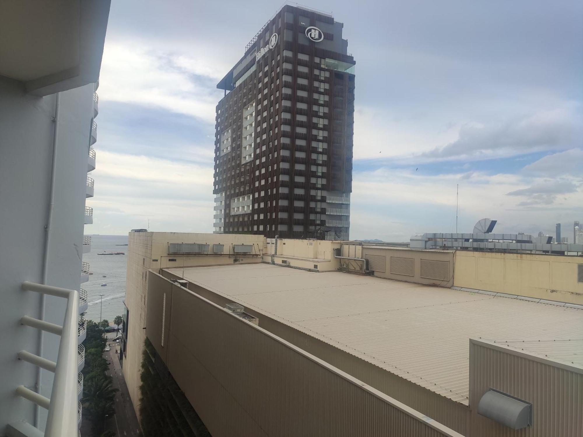 View Talay 6 Pattaya Beach By Anatolia Condo Suite Екстериор снимка