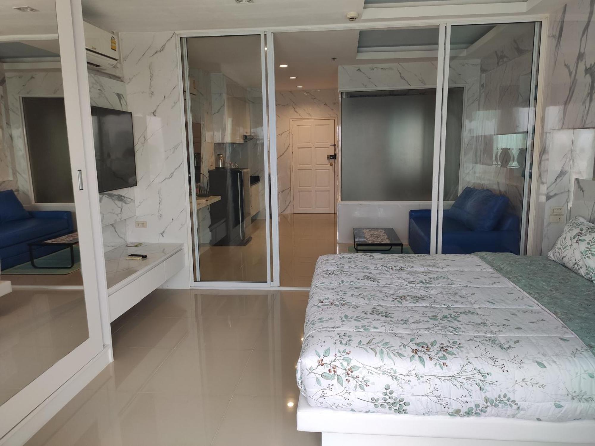 View Talay 6 Pattaya Beach By Anatolia Condo Suite Екстериор снимка